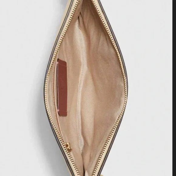 Coach LTD EDITION COACH X TOM WESSELMANN TURNLOCK WRISTLET LIPS IVORY CA221 - Picture 3 of 12